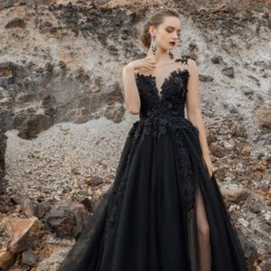 Black Wedding Dress AND VEIL (CocoMelody Gracie)